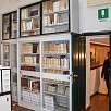 Foto: Particolare Scaffale - Biblioteca Comunale  (Amalfi) - 0